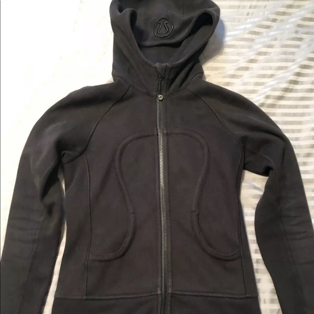 Lululemon black scuba hoodie size 4